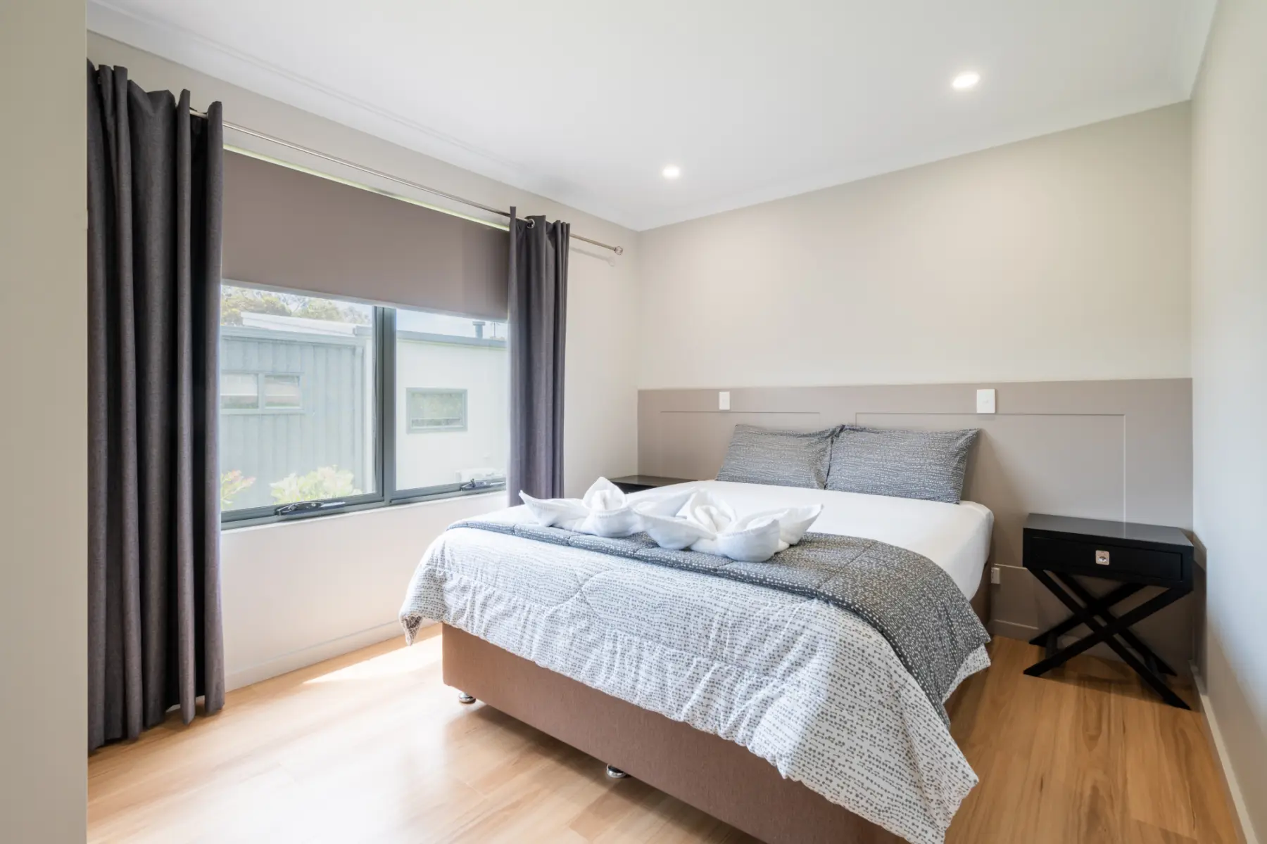 Albany superior villa bedroom