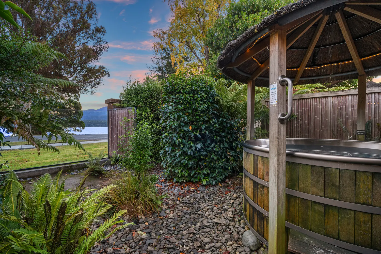 Tasman Holiday Parks - Te Anau
